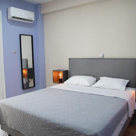 Modern Apartment Downtown Афины Экстерьер фото